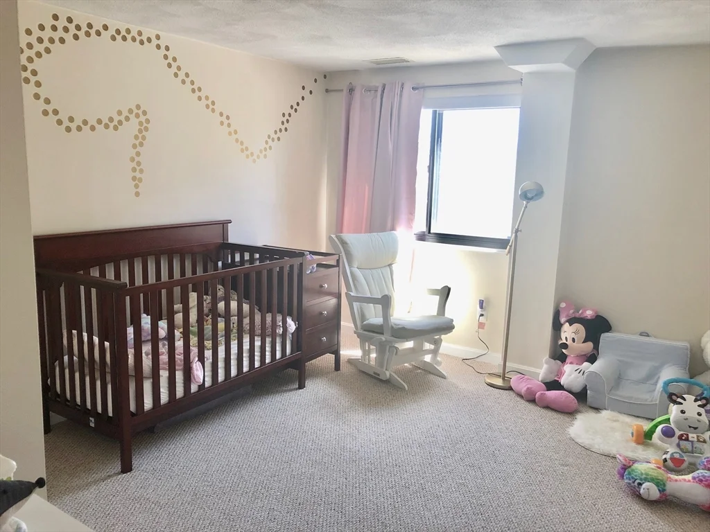 1600 Massachusetts Ave, Neighborhood Nine