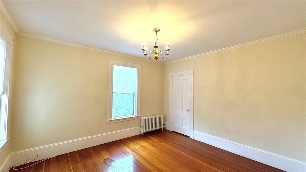 36 Pond St, Marblehead