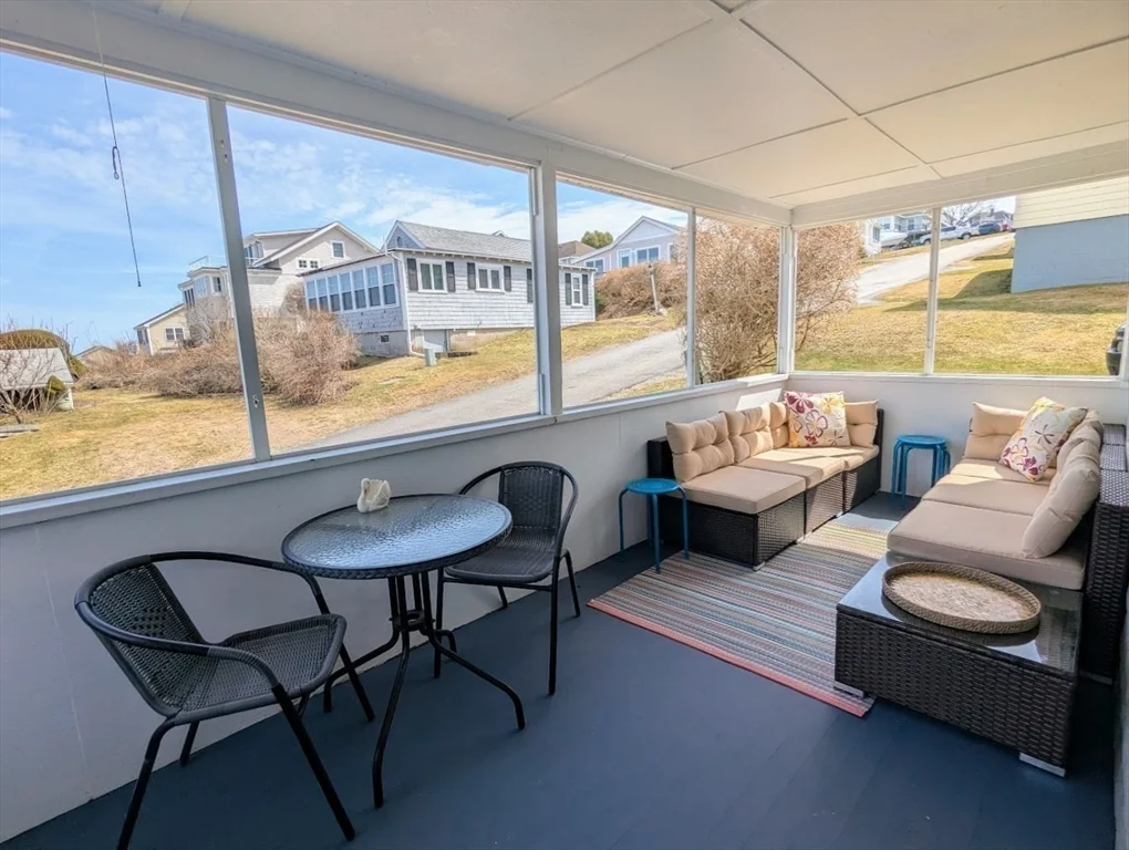 12 Cove Rd, Little Neck