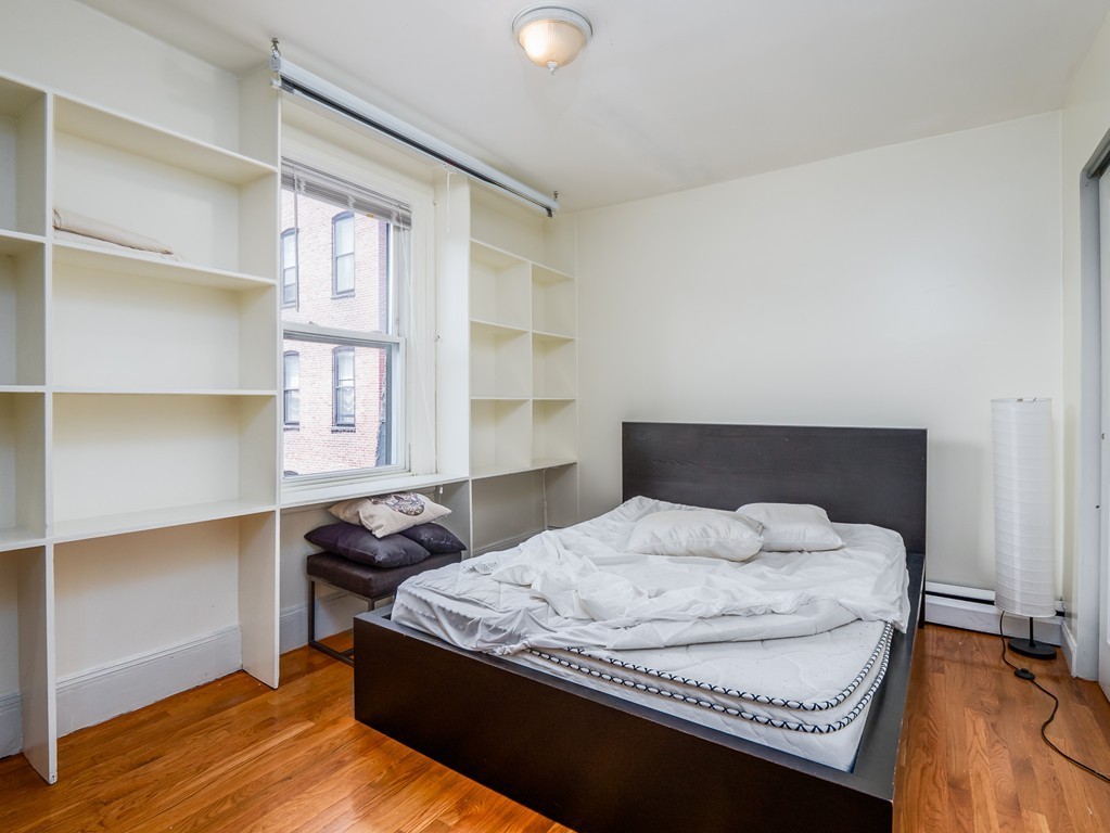 30 Gloucester St, Back Bay