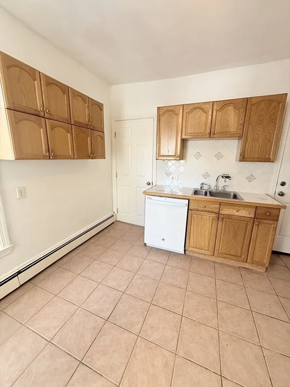 11 Newton St, Malden