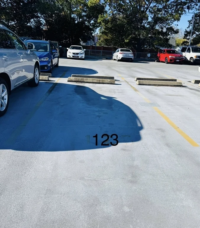 10 Weston St, Quincy