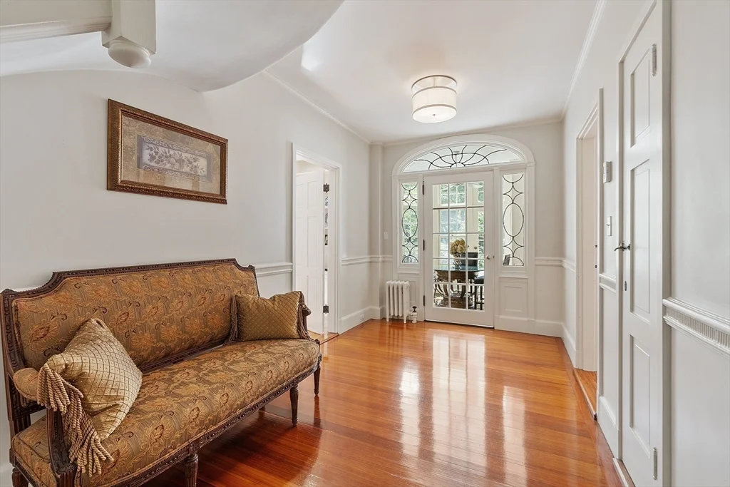 251A Old Billerica Rd, Bedford