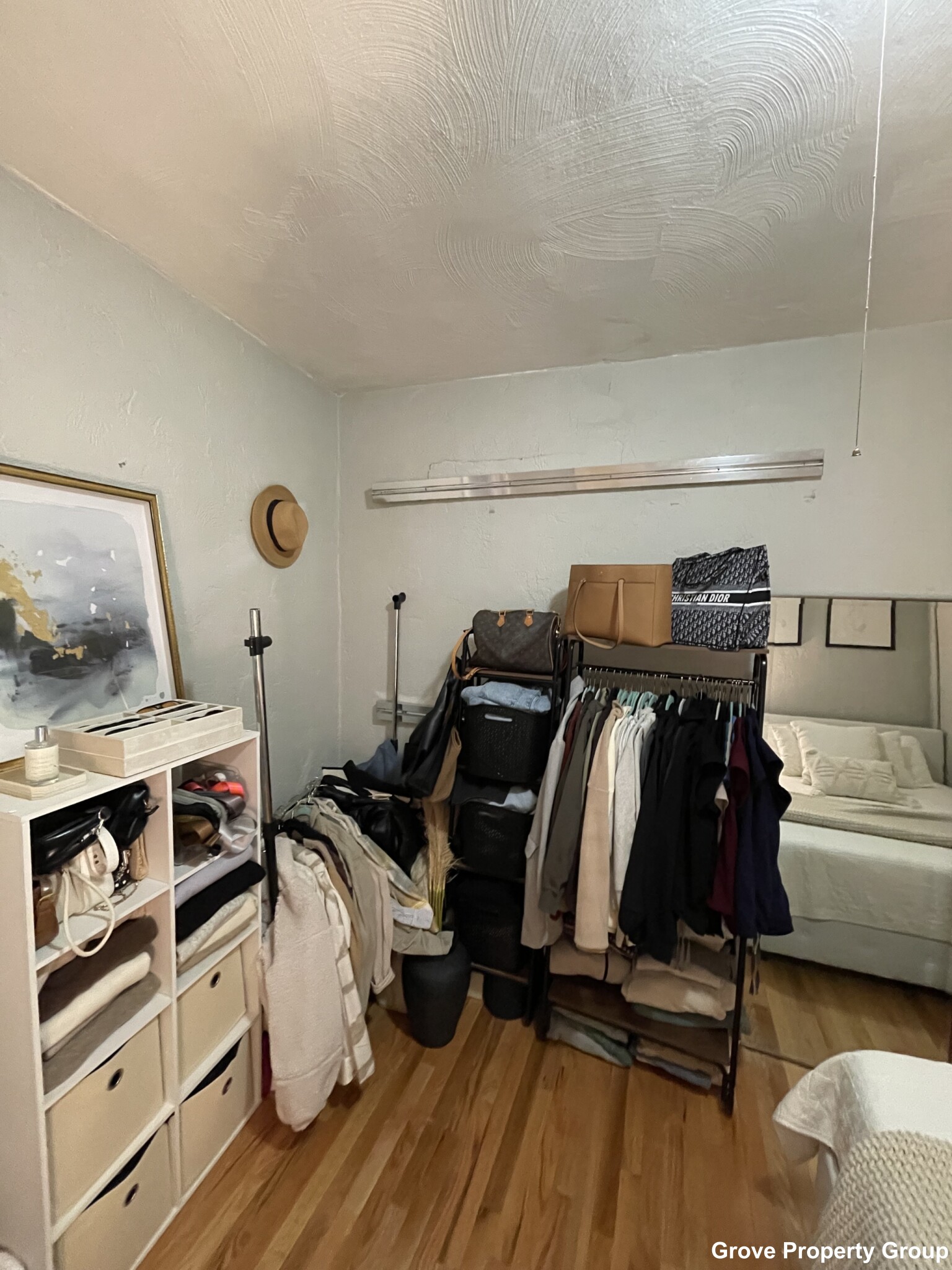 2 Holden Ct, North End