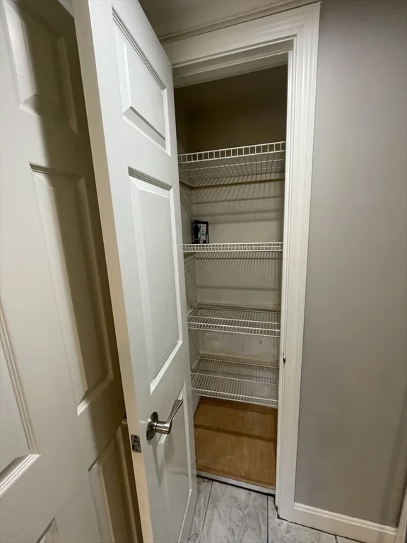 73 Benefit, Mansfield