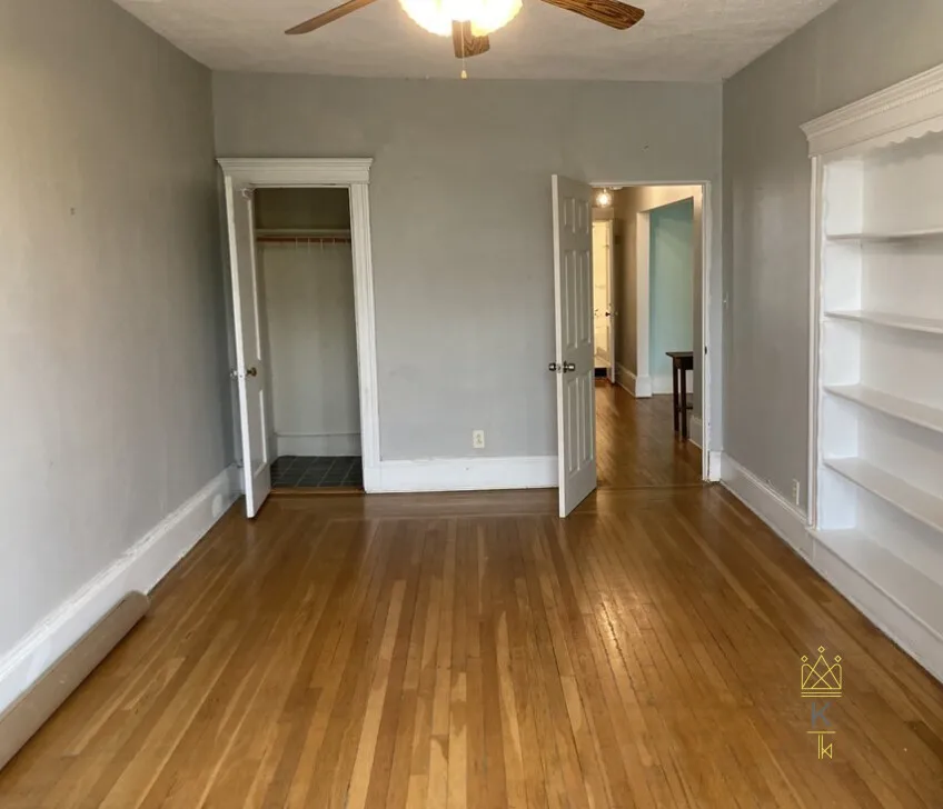 1868 Commonwealth Ave, Brighton