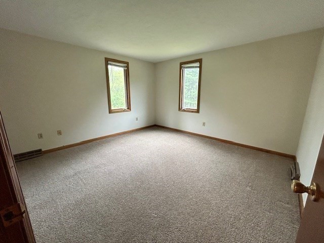 12 Harriet Dr, Bridgewater