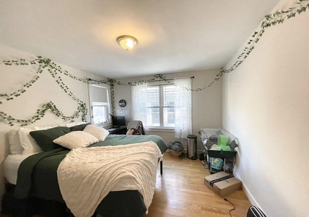 23 Iroquois, Mission Hill