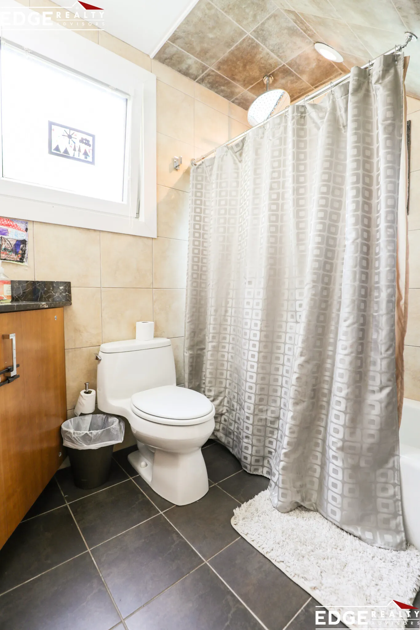 141 Elm St, The Port