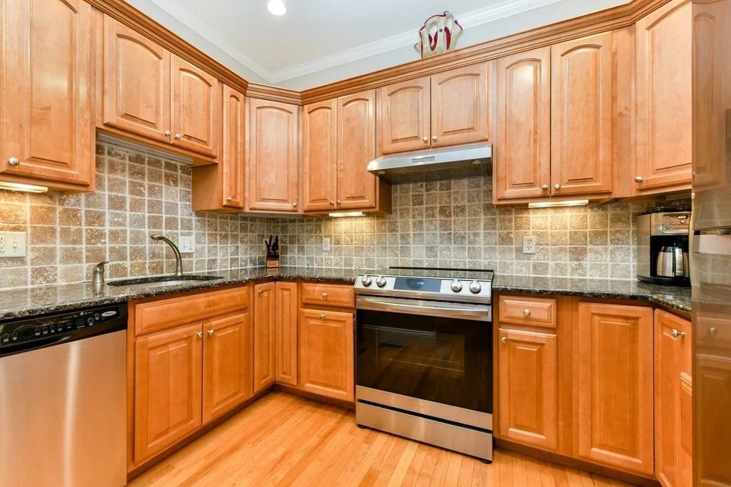 2 Monks St, South Boston