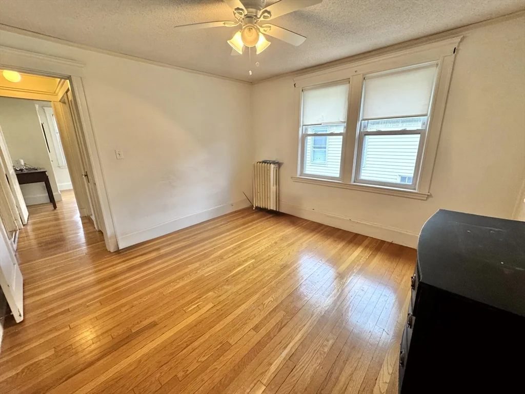 35 Flett Rd, Belmont