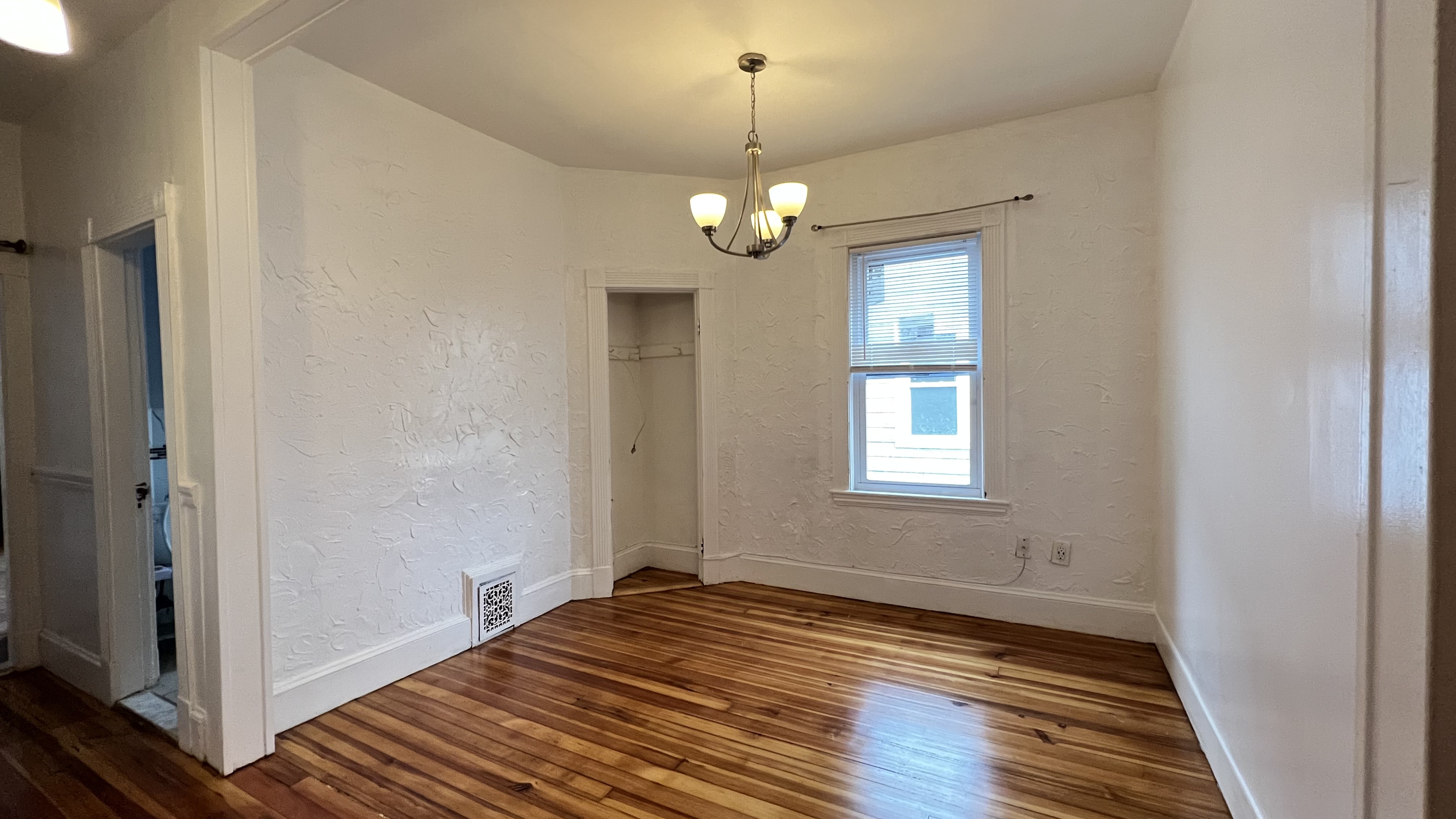 24 Litchfield St, Lower Allston