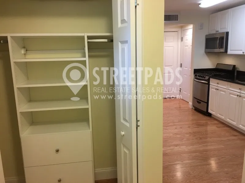 3 Langdon St, Neighborhood Nine