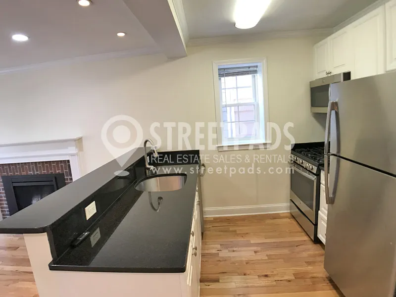 55 Langdon St, Neighborhood Nine