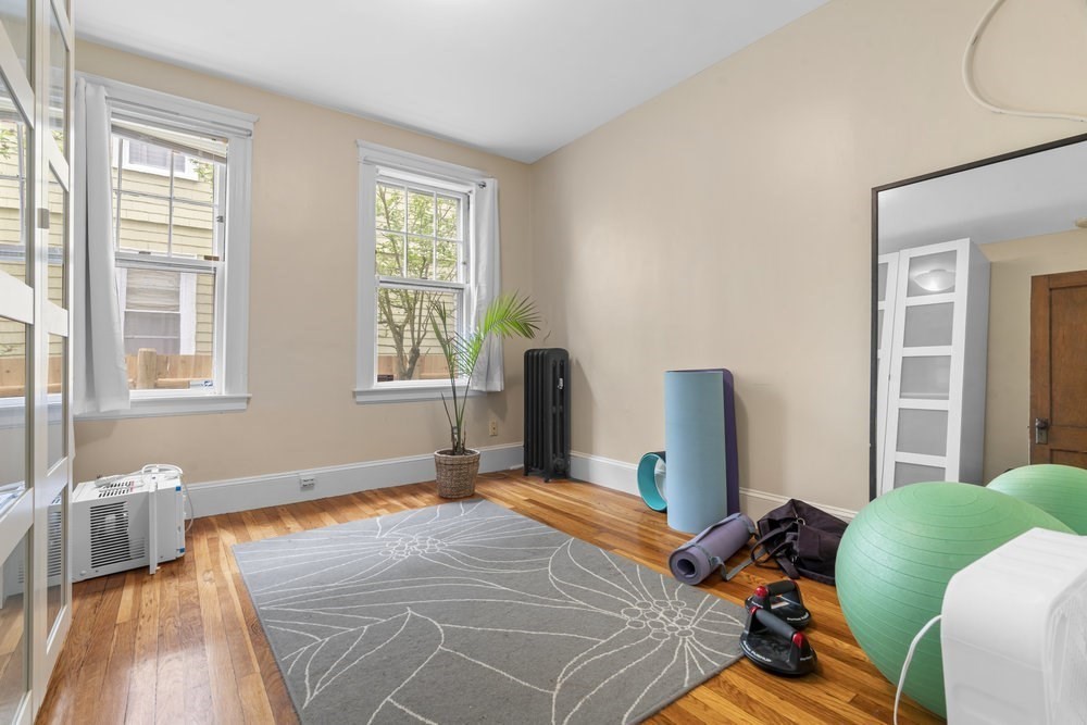 70 Dudley St, North Cambridge