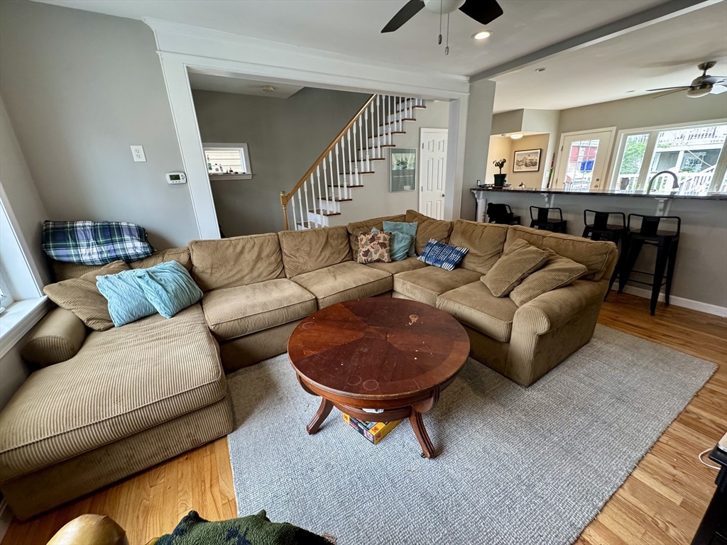 371 Silver St, South Boston