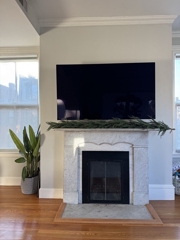 12 Hereford St, Back Bay