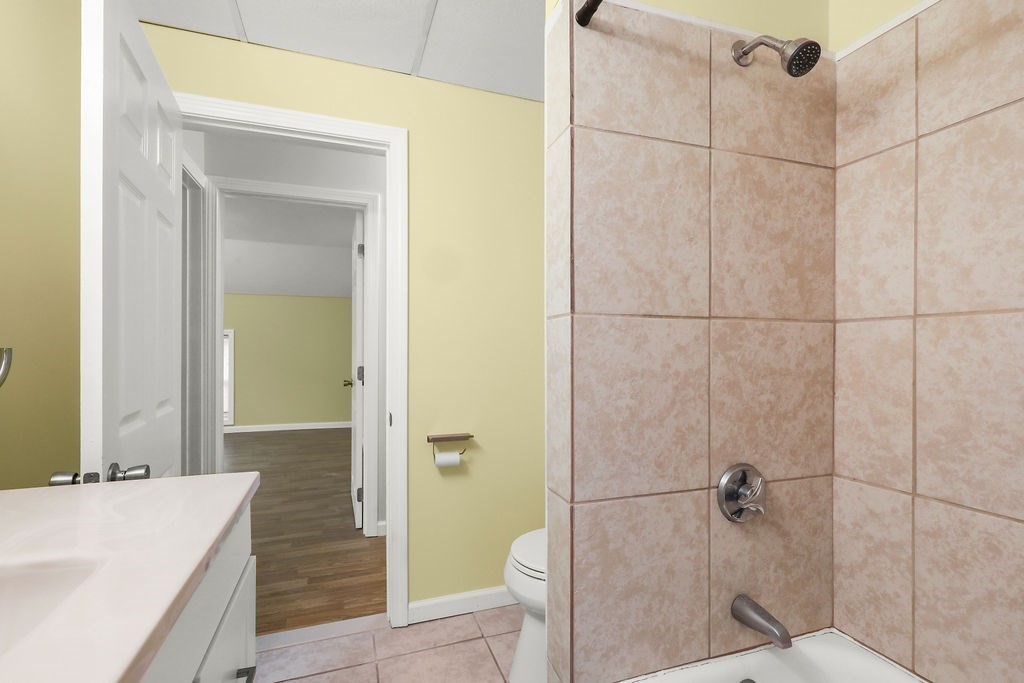 10 Cottage St, Attleboro Falls