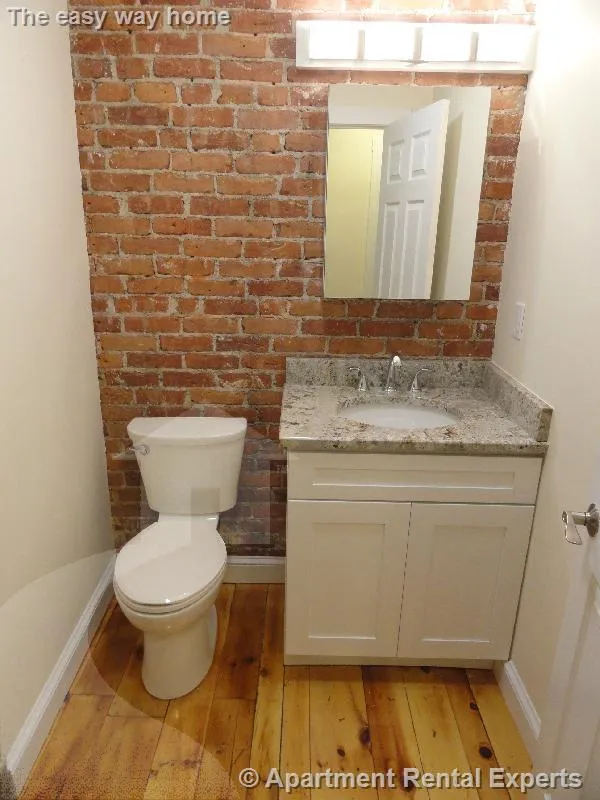 231 Norfolk St, Central Square