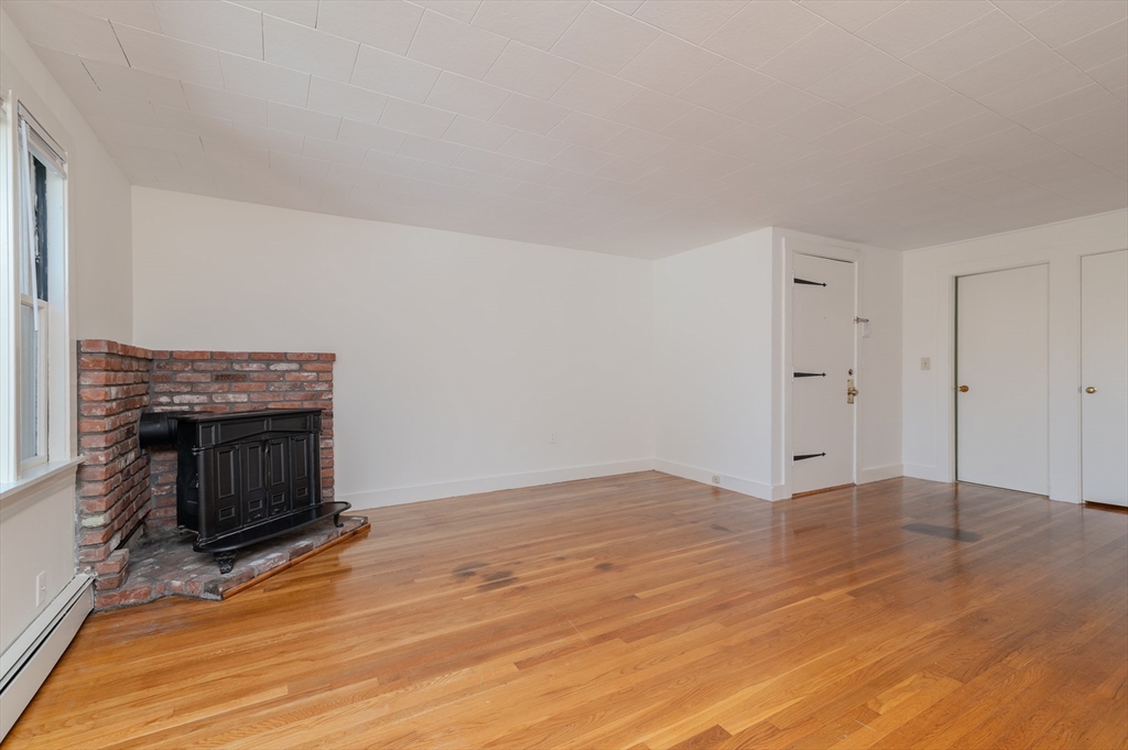 660 Jerusalem Rd, North Cohasset