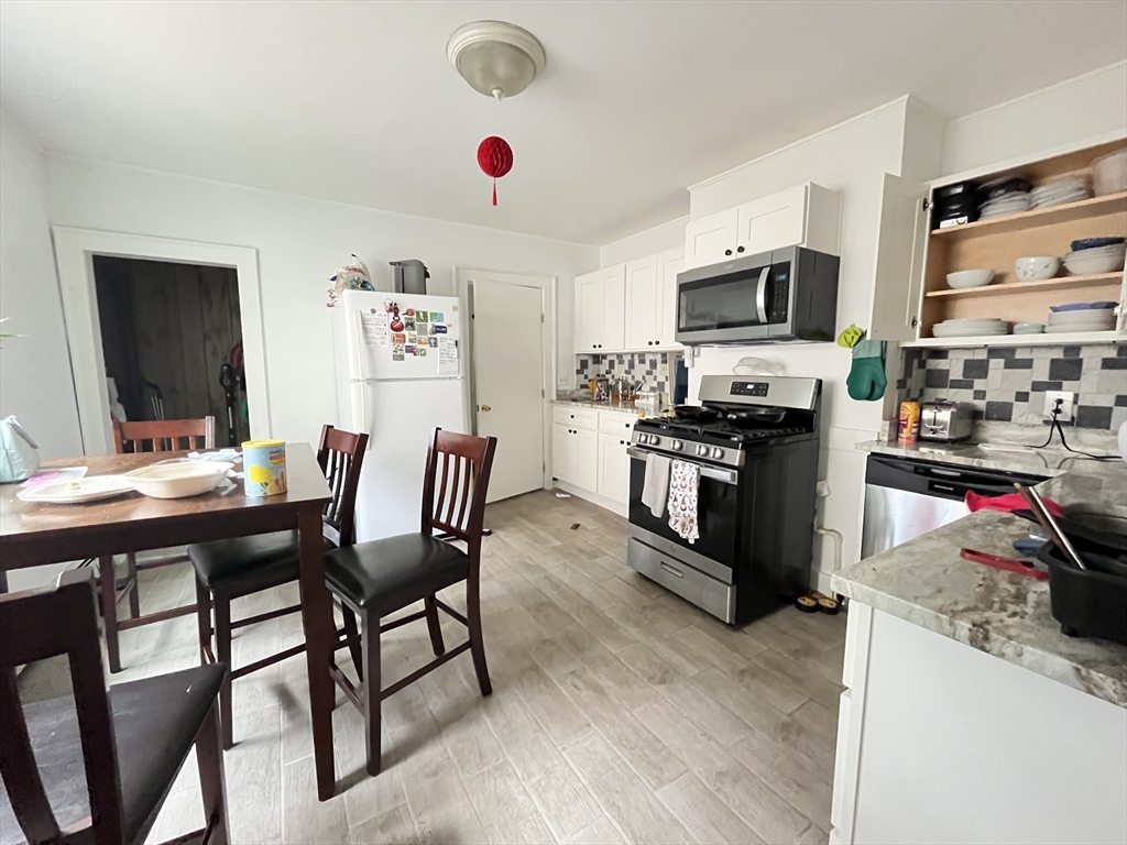 89 6th, East Cambridge