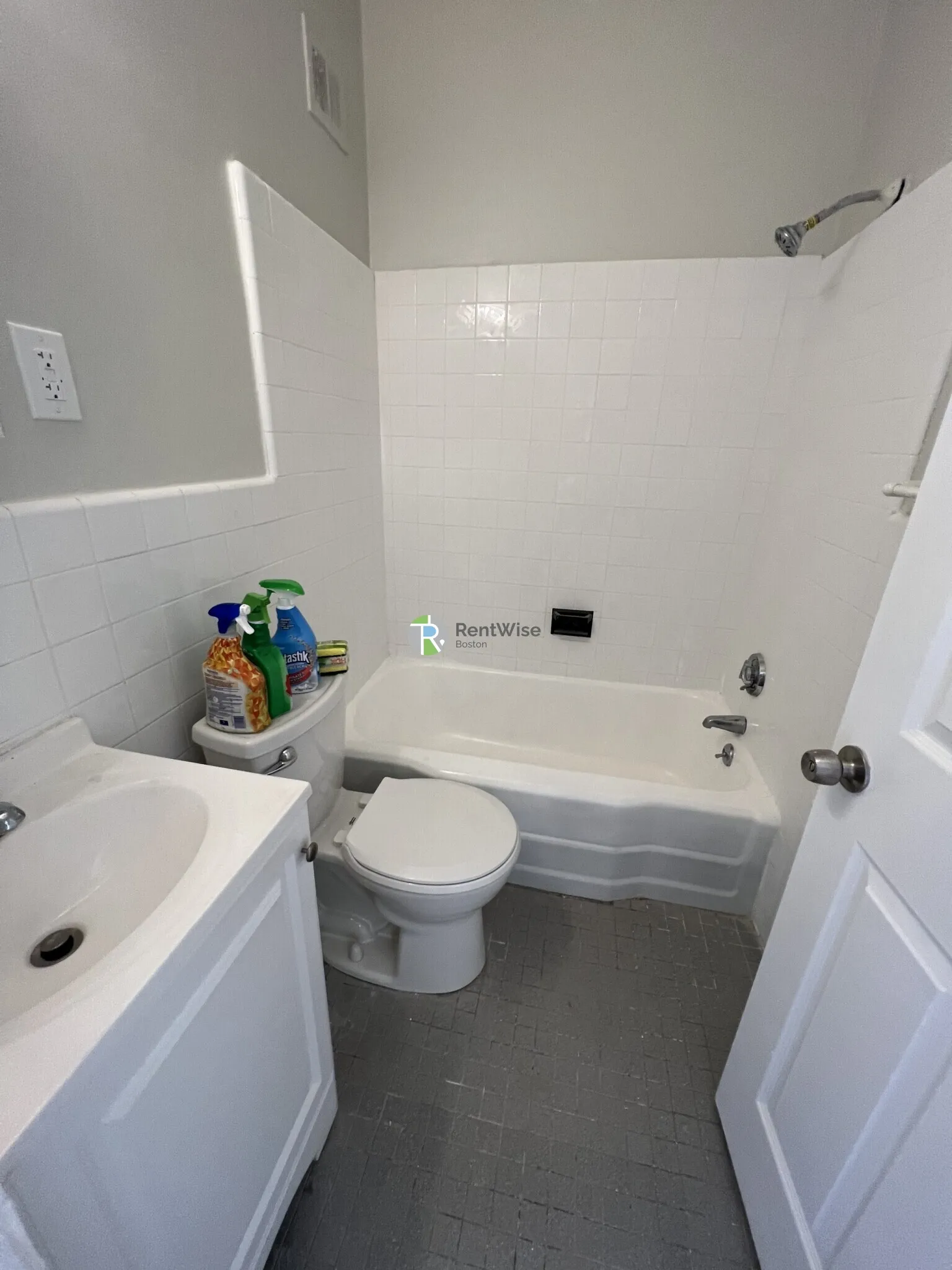 1212 Commonwealth Ave, Brighton