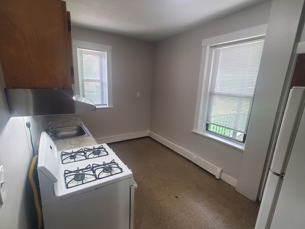 72 Walnut Park, Roxbury