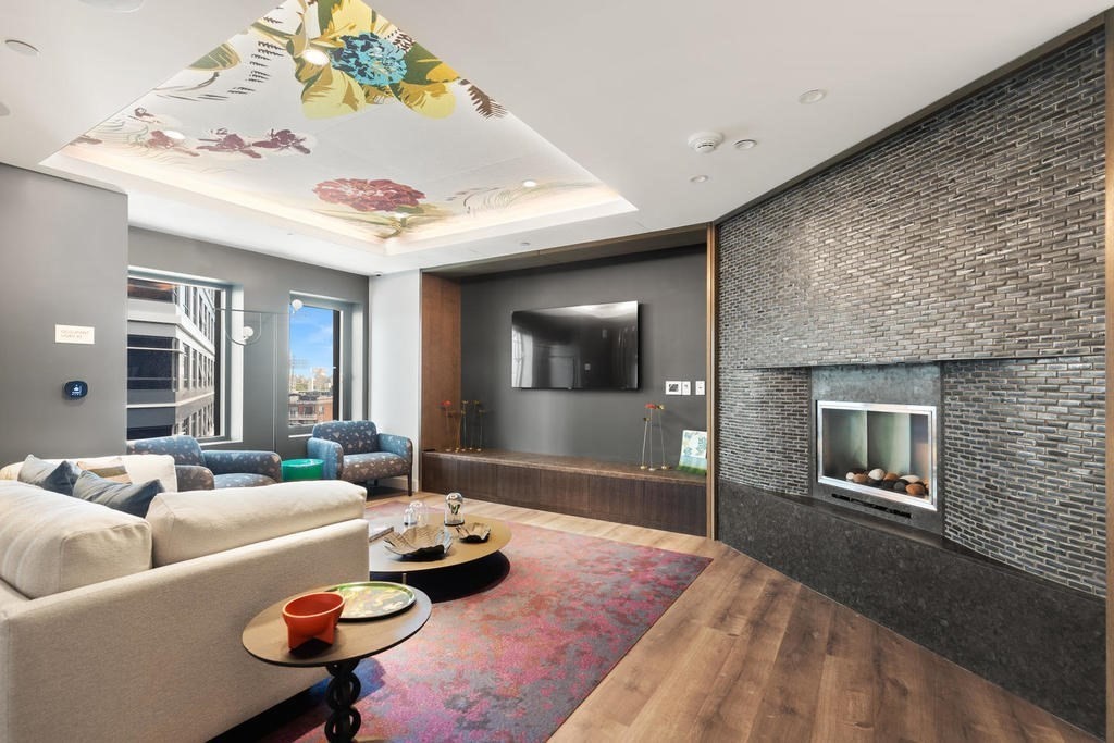 771 Beacon St, Fenway