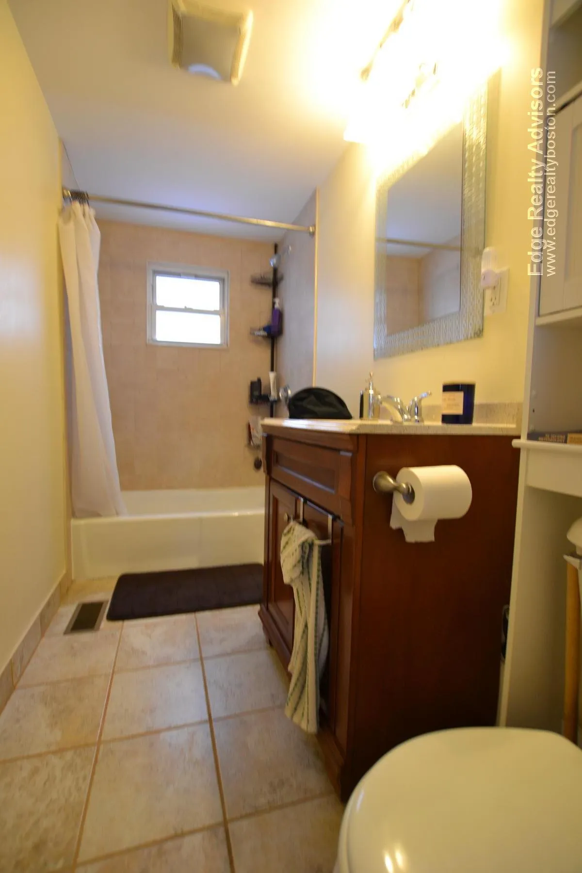 61 Poplar St, East Watertown