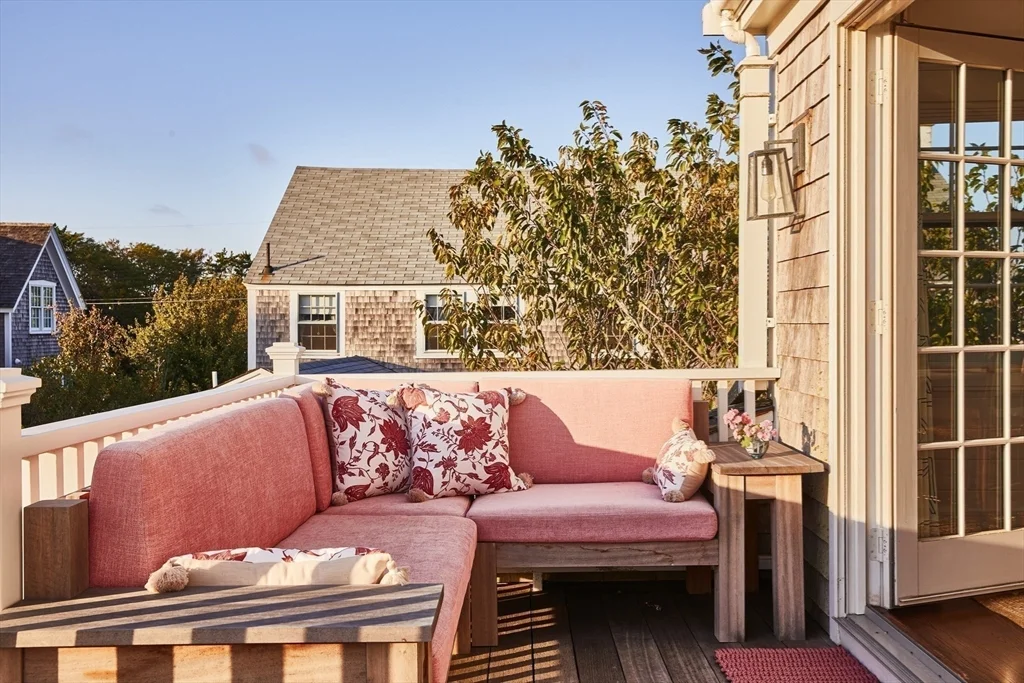 66 Hulbert Ave, Nantucket