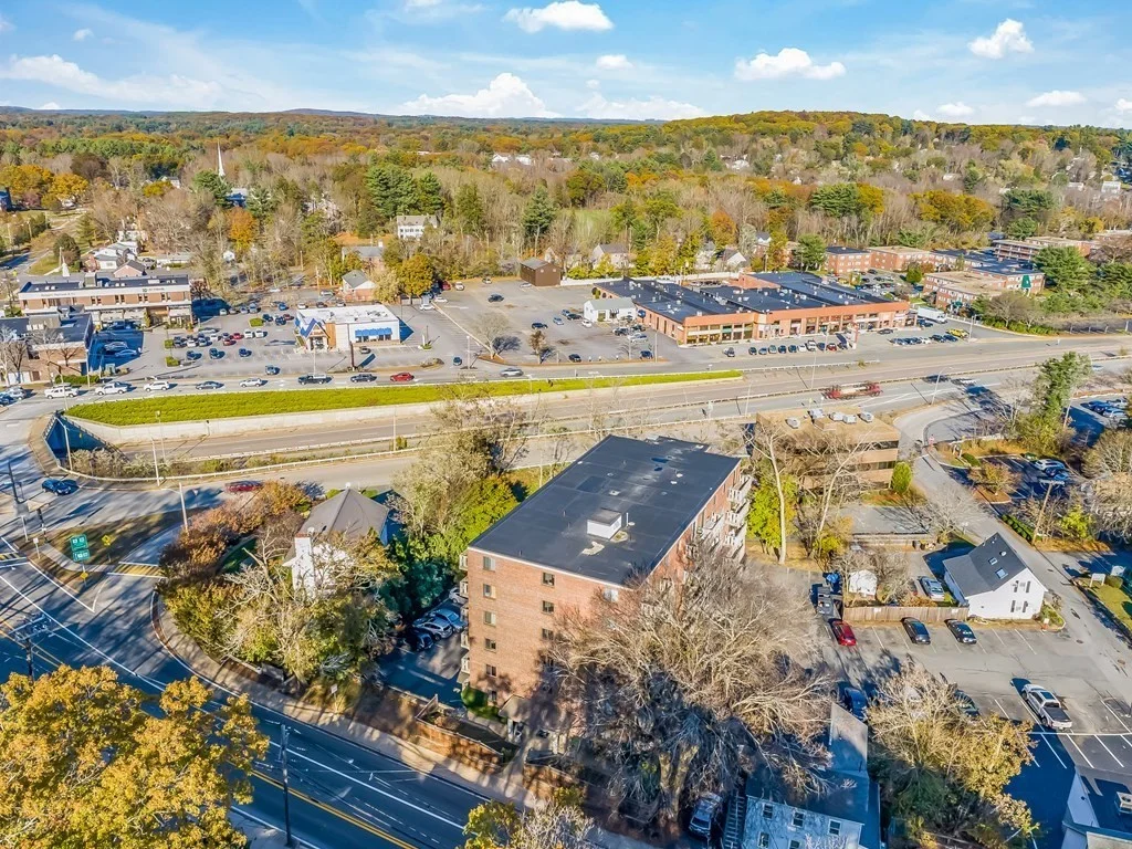 10 Main, Framingham