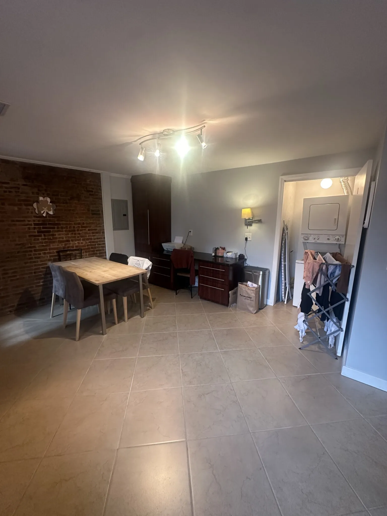 202 Third St, East Cambridge