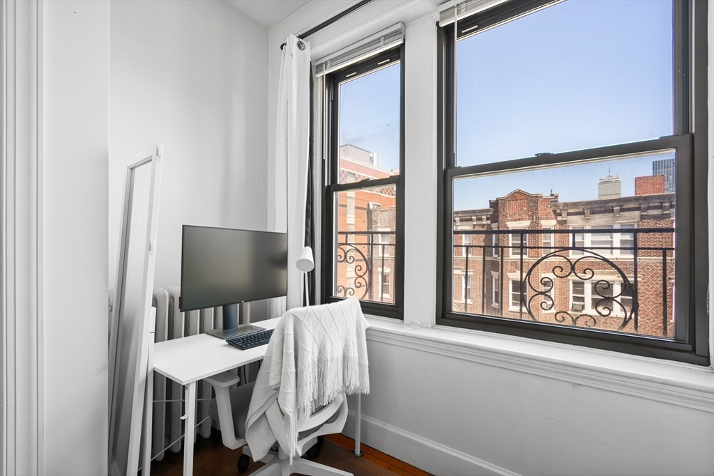 107 Jersey St, Fenway