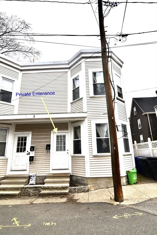 5 Sea View Ter, Dorchester