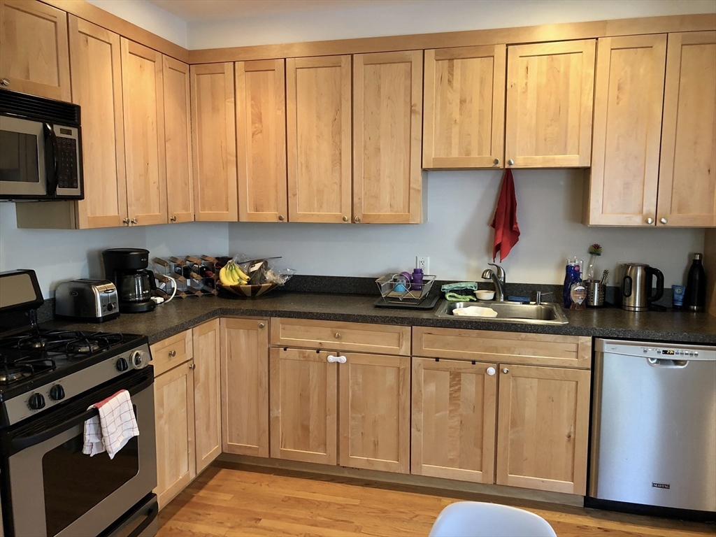 454 Franklin St, Riverside