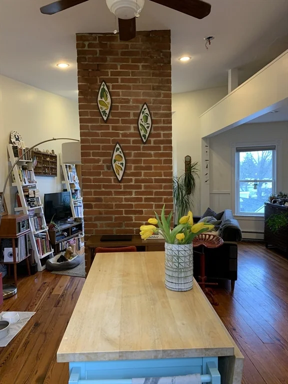 100-A Hampshire St, The Port