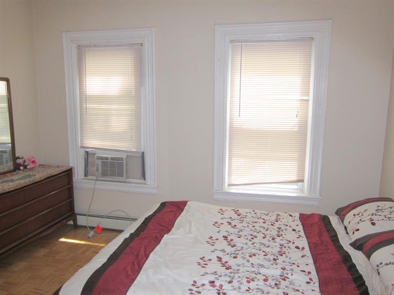 12 Evergreen Sq, Spring Hill