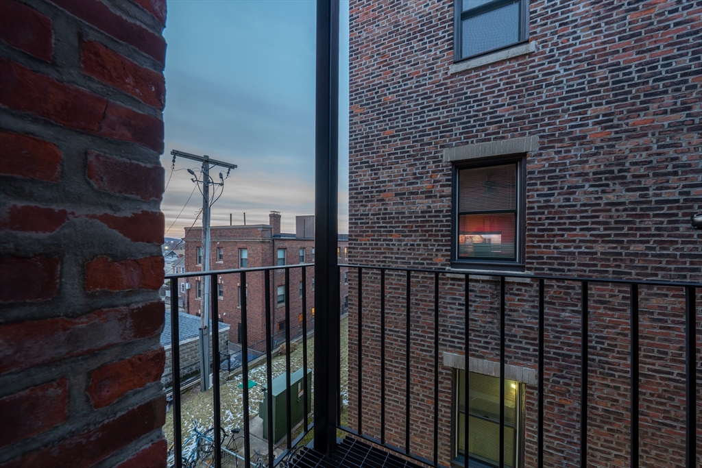 465 Broadway, Medford