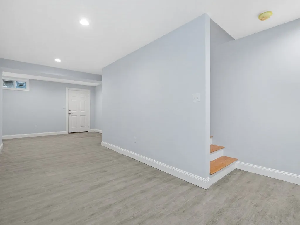 5 Naviens Ln, Bleachery