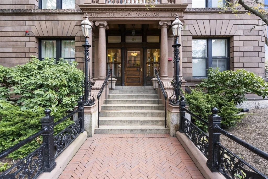 416 Marlborough St, Back Bay