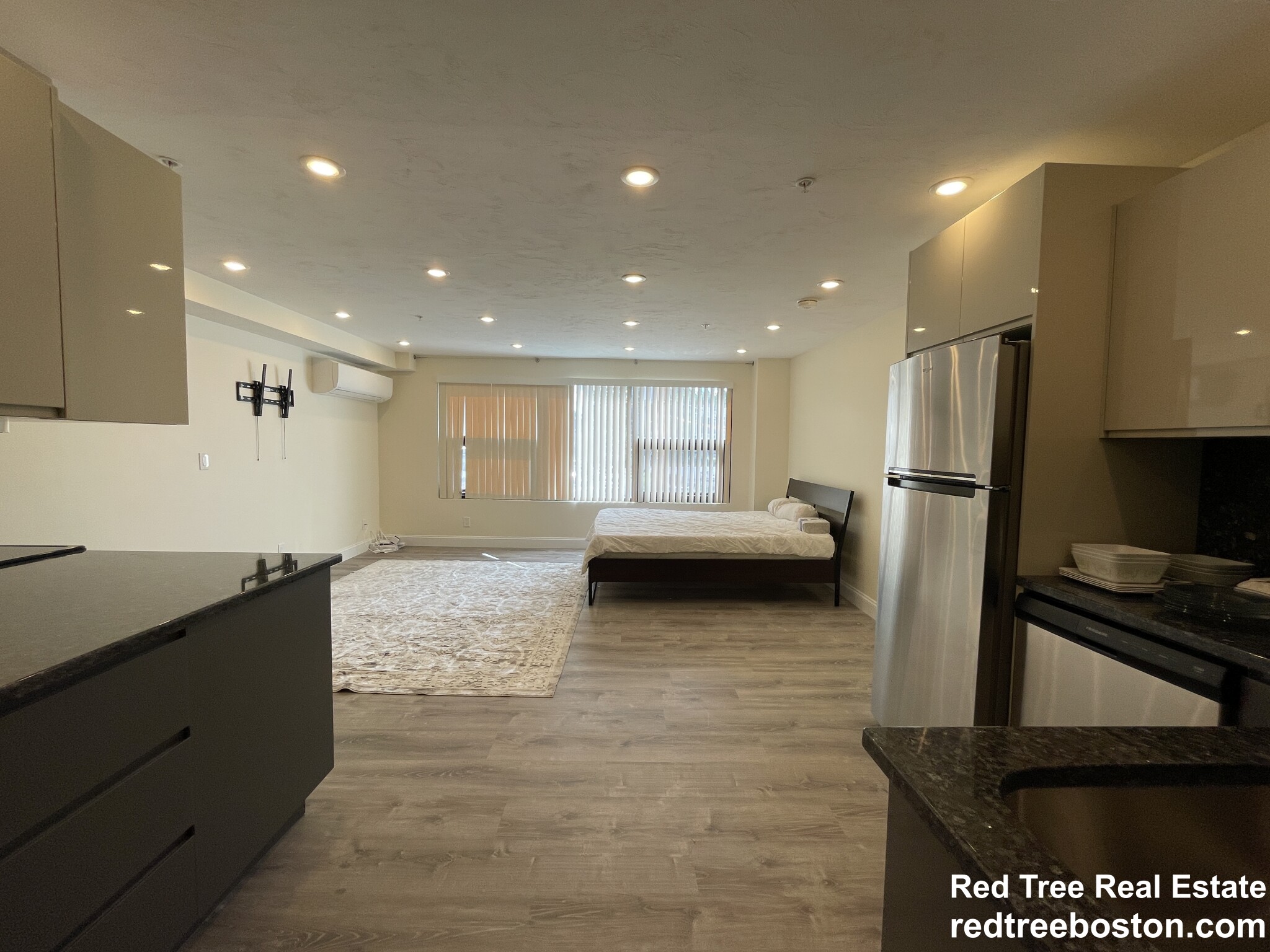 1028 Commonwealth Ave, Boston