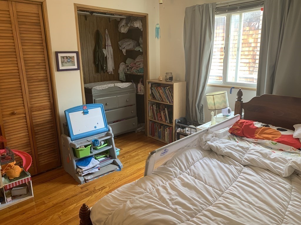 64 Garrison Ave, West Somerville