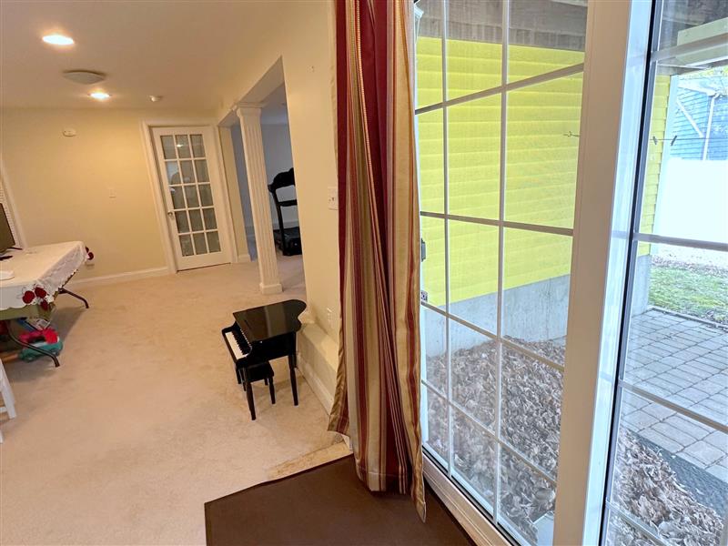 6 Farmers Circle, Arlington