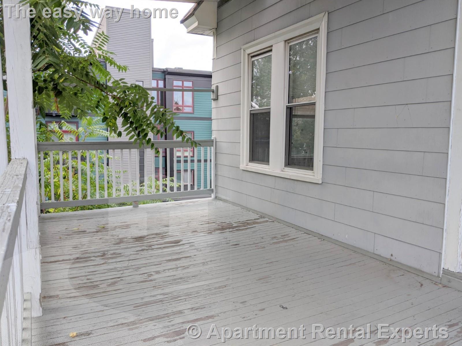 392 Washington St, Ward Two