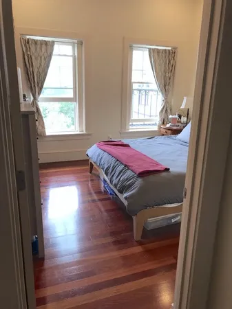 55 Magazine St, Cambridgeport