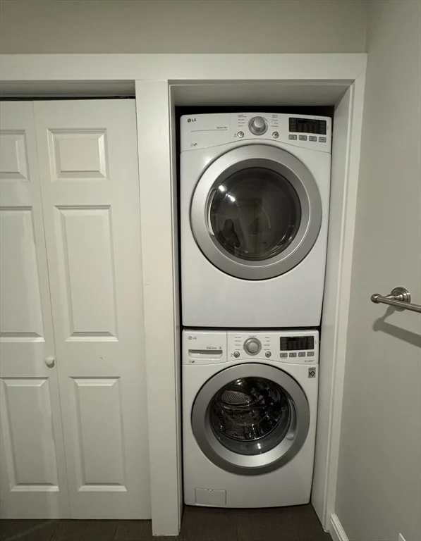 47 Bay State Rd, Fenway