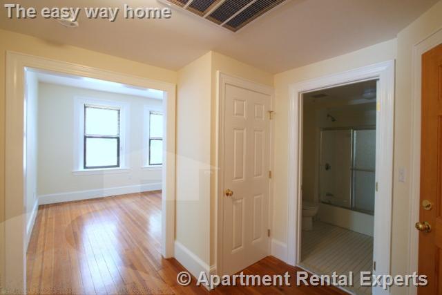 881 Massachusetts Ave, Central Square