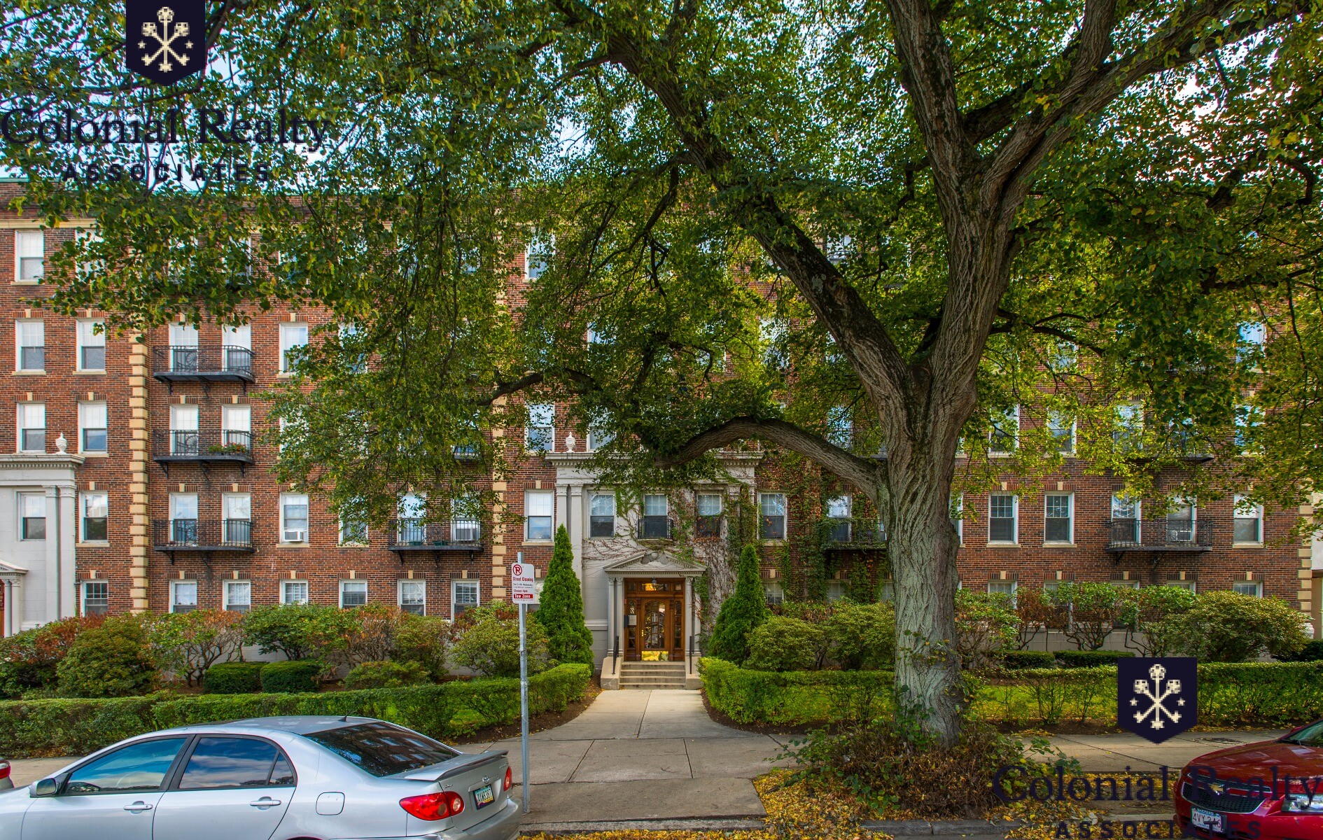 1848 Commonwealth Ave, Brighton