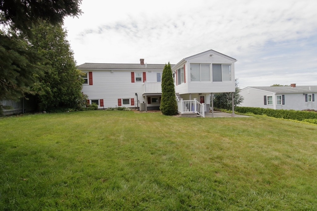 116 Bliss St, Fall River