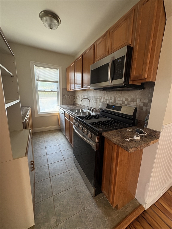 322 Wood, New Bedford